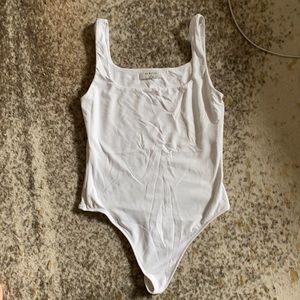 Aritzia Babaton Contour Bodysuit